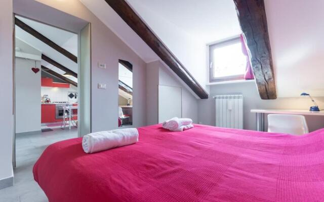 Accogliente mansarda a Porta Nuova