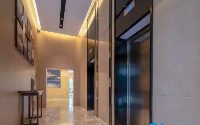 Yast International Hotel