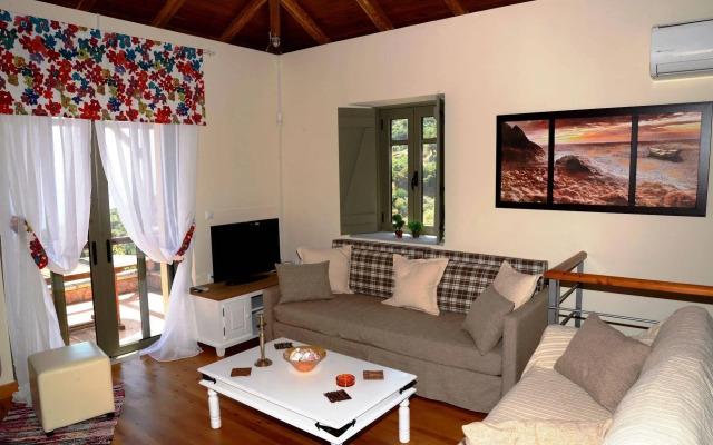 Dio Guesthouses