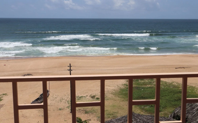 Angela Beach House ( Lui)