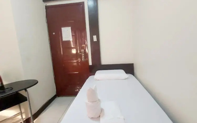 Cosmo Hotel Espana Near Ust