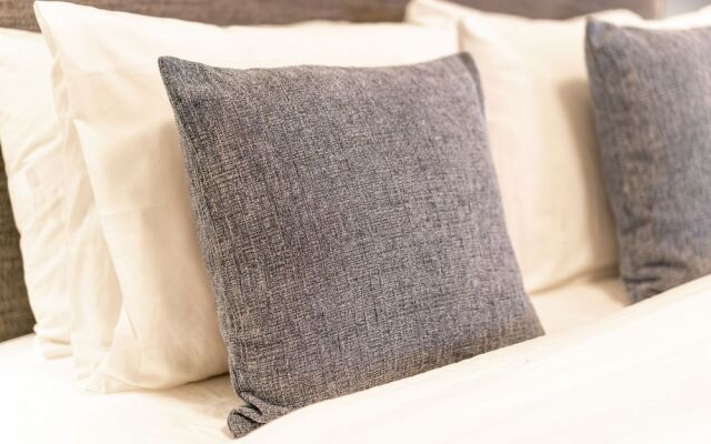 Belhaven Heights Condos By Barsala