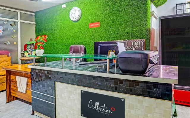 OYO 13869 Hotel Saharsh Grand