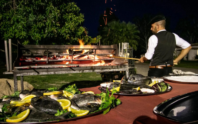 Limone Beach Resort