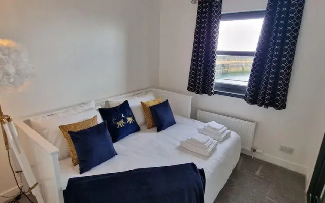 Seaside Escape in Kirkcaldy