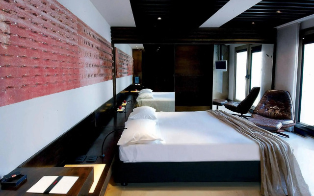 STRAF Hotel&bar