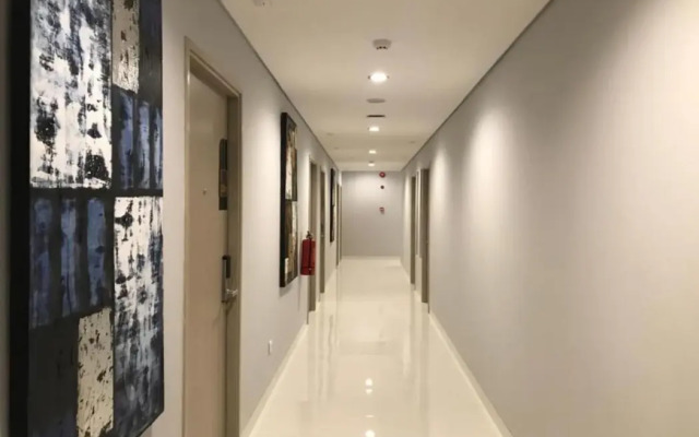 Front One Hotel Gresik
