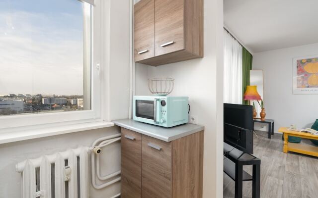 Retro Studio With Balcony by Renters