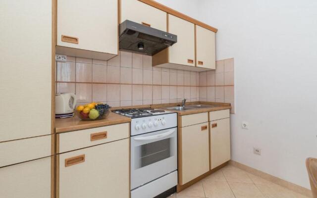 Apartments Vin - 40 m from sea