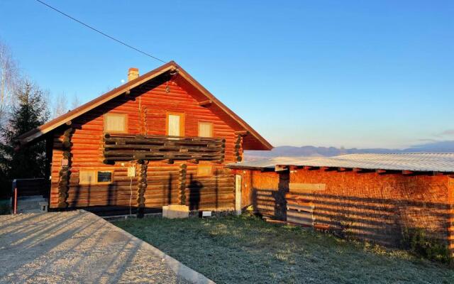 Stunning 4-bed Chalet in Bran With Superb Panorama