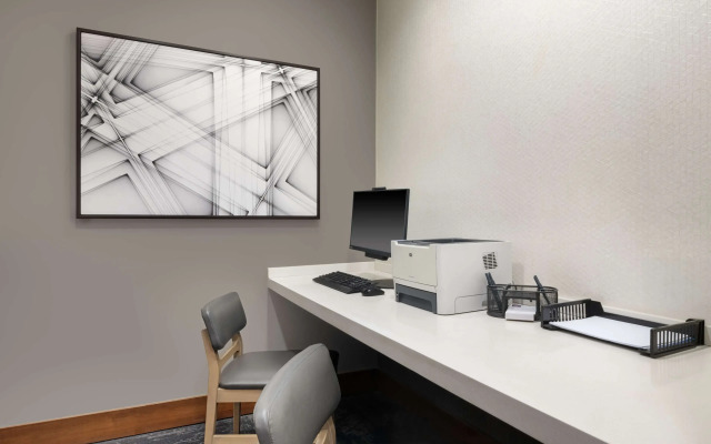 Hyatt Place Lakeland Center