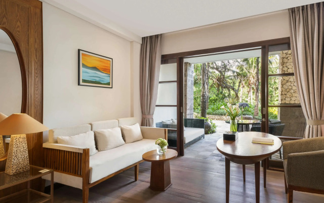 Royal Tulip Springhill Resort Jimbaran