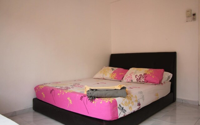 Teratai Homestay Suria Apartment
