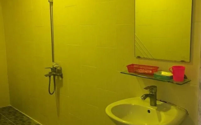 Oyo 627 Long Son Hotel