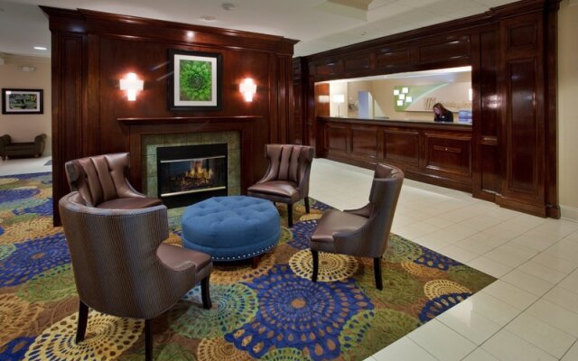 DoubleTree by Hilton Raleigh Midtown