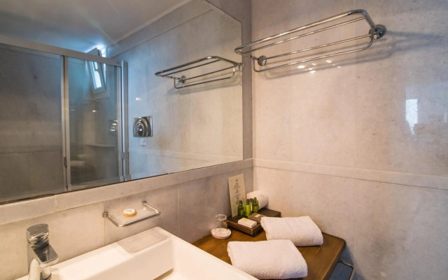 Hotel Antinea Suites & SPA