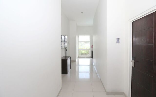 Airy Candisari Sisingamangaraja 4 Semarang