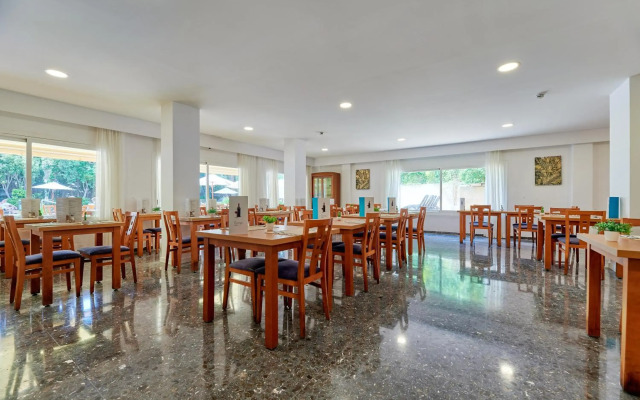 Hotel ROC Oberoy