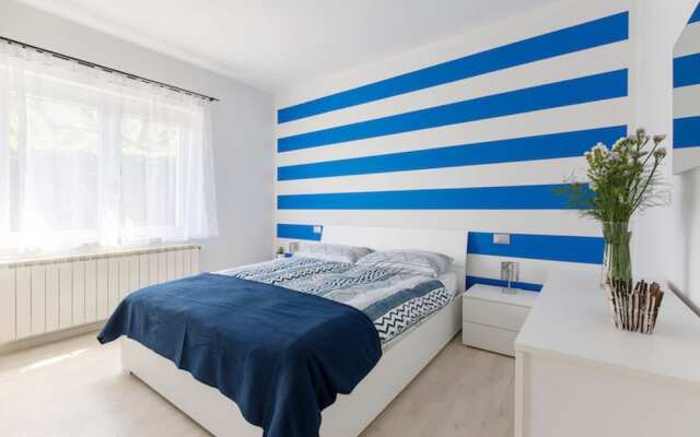 Indigo Blue Cannobio