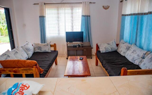 Zuri a secure private affordable modern house!