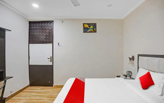 OYO Flagship 806719 Shyam Inn