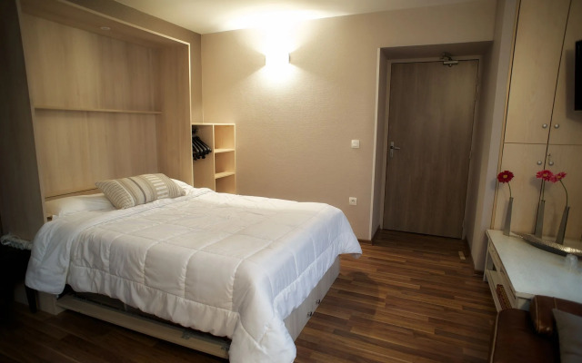 Brit Hotel Le Surcouf