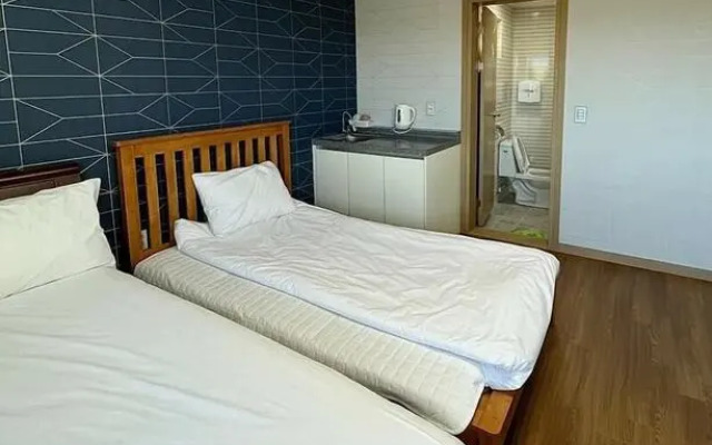 Jeju Baekrok Pension