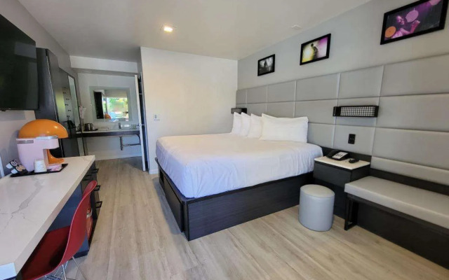 Signature Inn Santa Clara