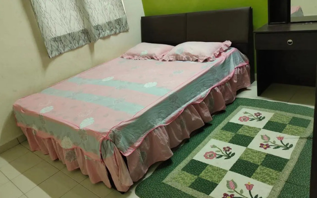 Muslim Dinaim Homestay