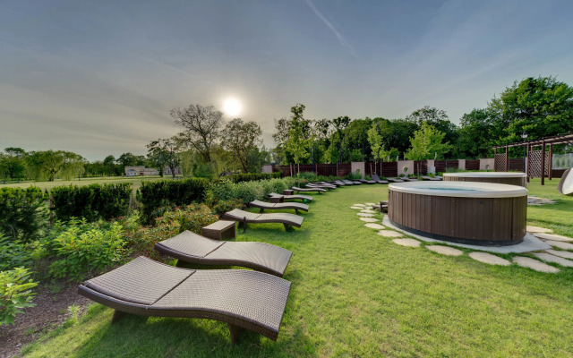 Mineral Hotel Malinowy Raj