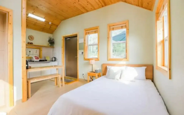 Soom House Pension