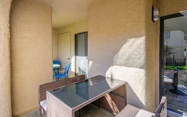 Capri 3 Bedroom Condo by RedAwning