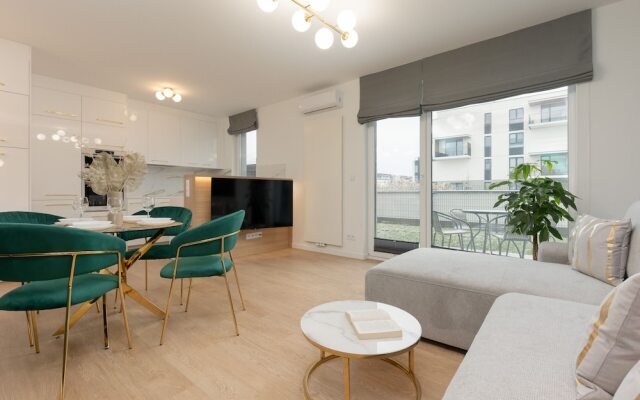 Dark Green Apartment by Renters