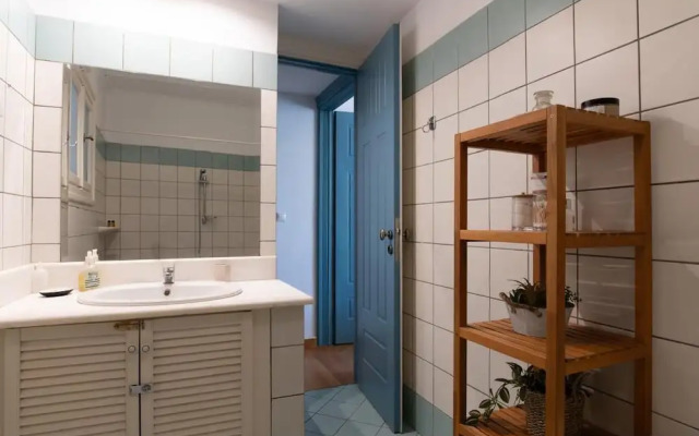 1900's Athens Residence