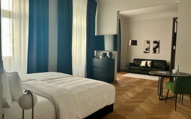 META SUITES historic city living