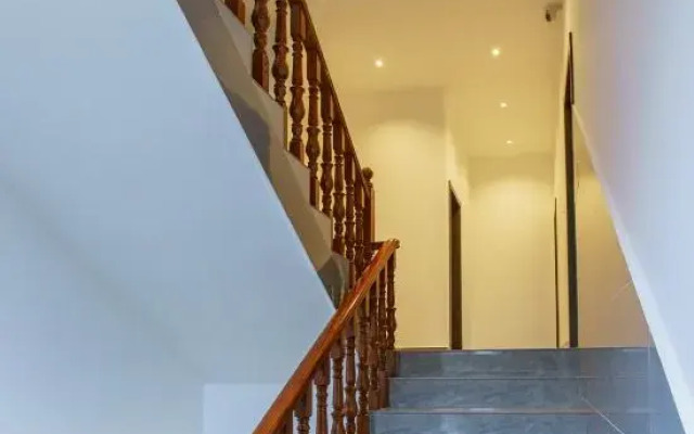 Nanfengli Homestay (Lijiang Sanyi Airport Branch)