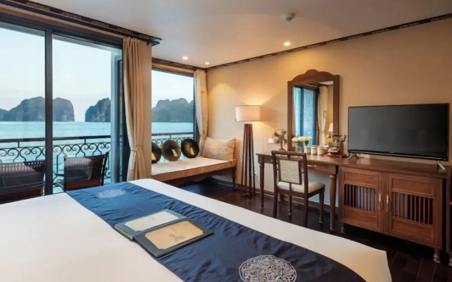 Indochine Lan Ha Bay