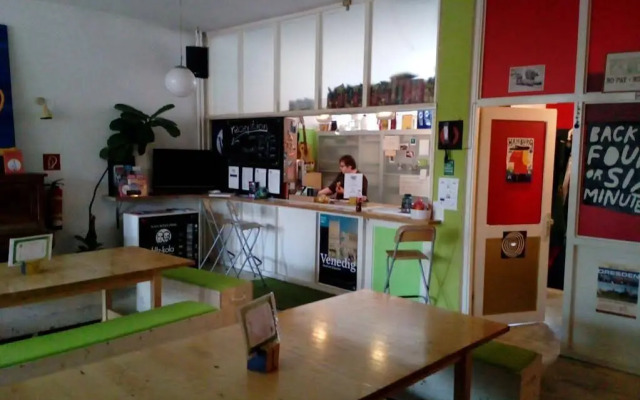 Instant Sleep Backpacker Hostel