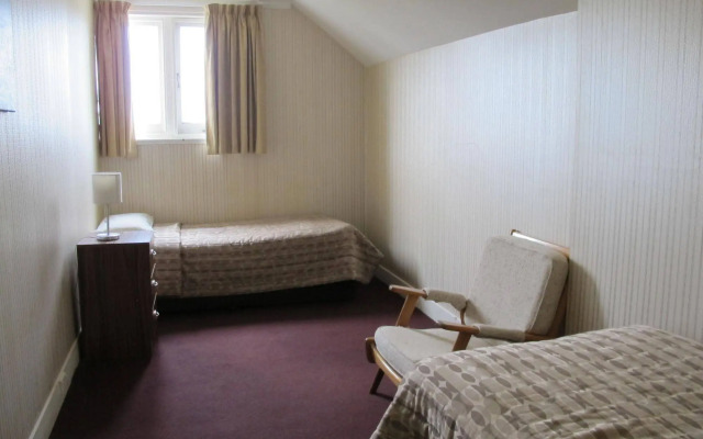 Riverfront Motel & Restaurant