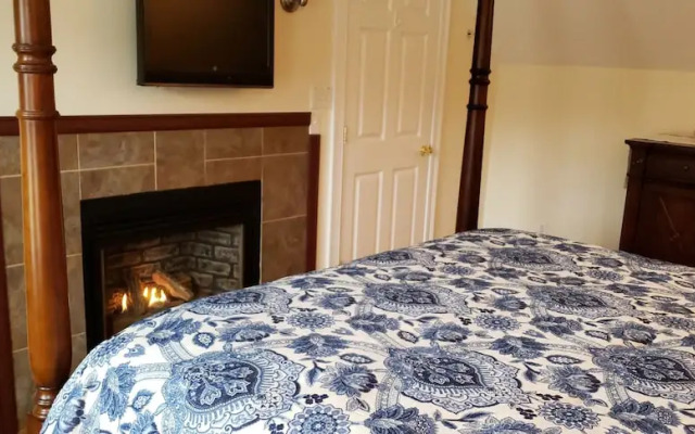 The Elmere House Bed & Breakfast