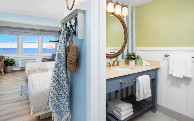 Sea Crest Beach Resort