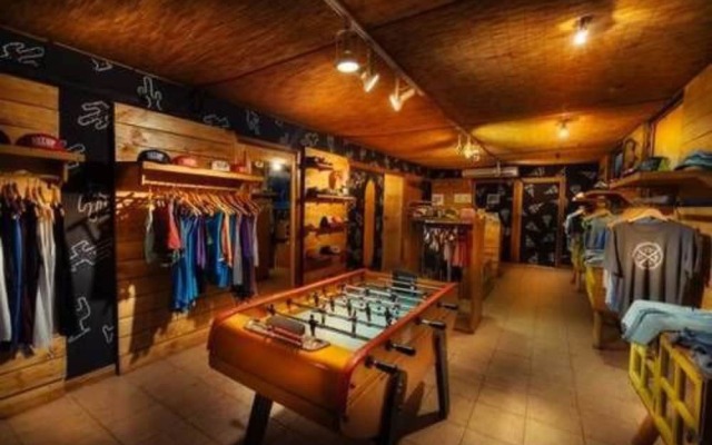 La Oveja Negra Tamarindo Hostel and Surf Camp - Adults Only