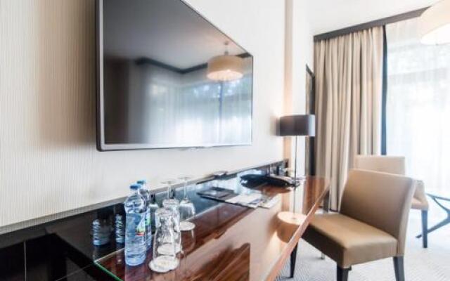 Prywatny Apartament w Hotelu DIUNE