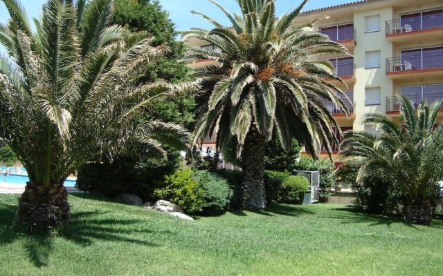 Payet Apartments