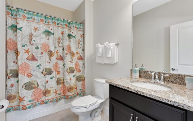 Simply Comfort Amazing 5bd Townhouse