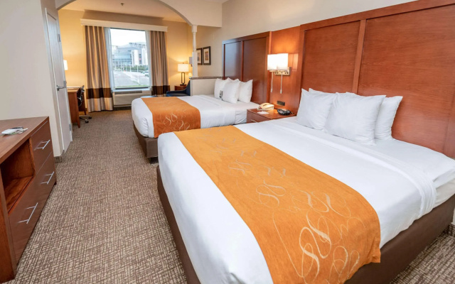 Comfort Suites Houston near Medical Center- NRG Stadium
