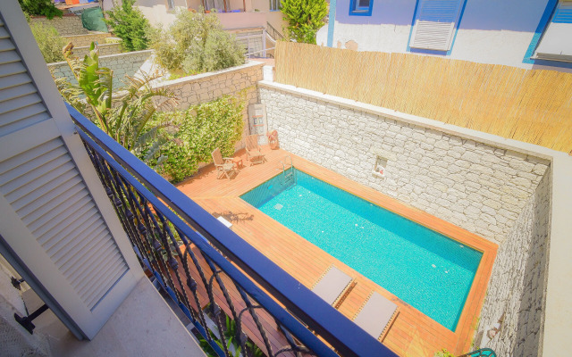 9 Alacati Boutique Hotel