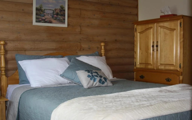 Smith Rock Chalets & Retreat