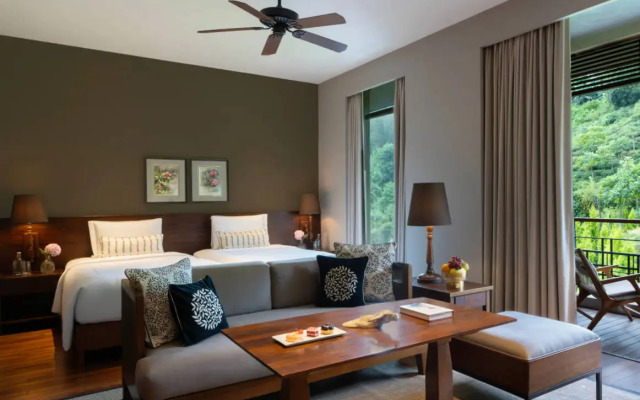 Taj Chia Kutir Resort & Spa Darjeeling