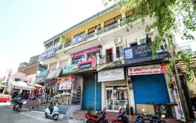 Pearl Hotel